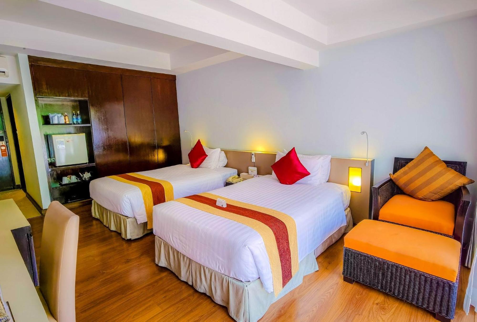 Patong Resort Hotel - Sha Extra Plus Buitenkant foto