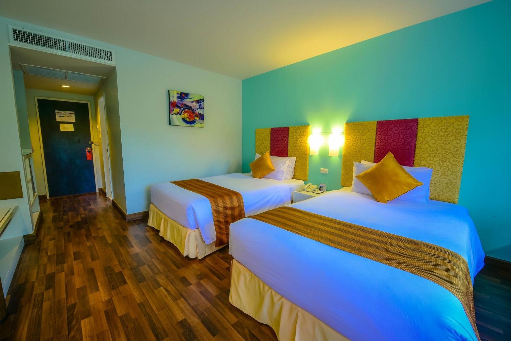Patong Resort Hotel - Sha Extra Plus Buitenkant foto
