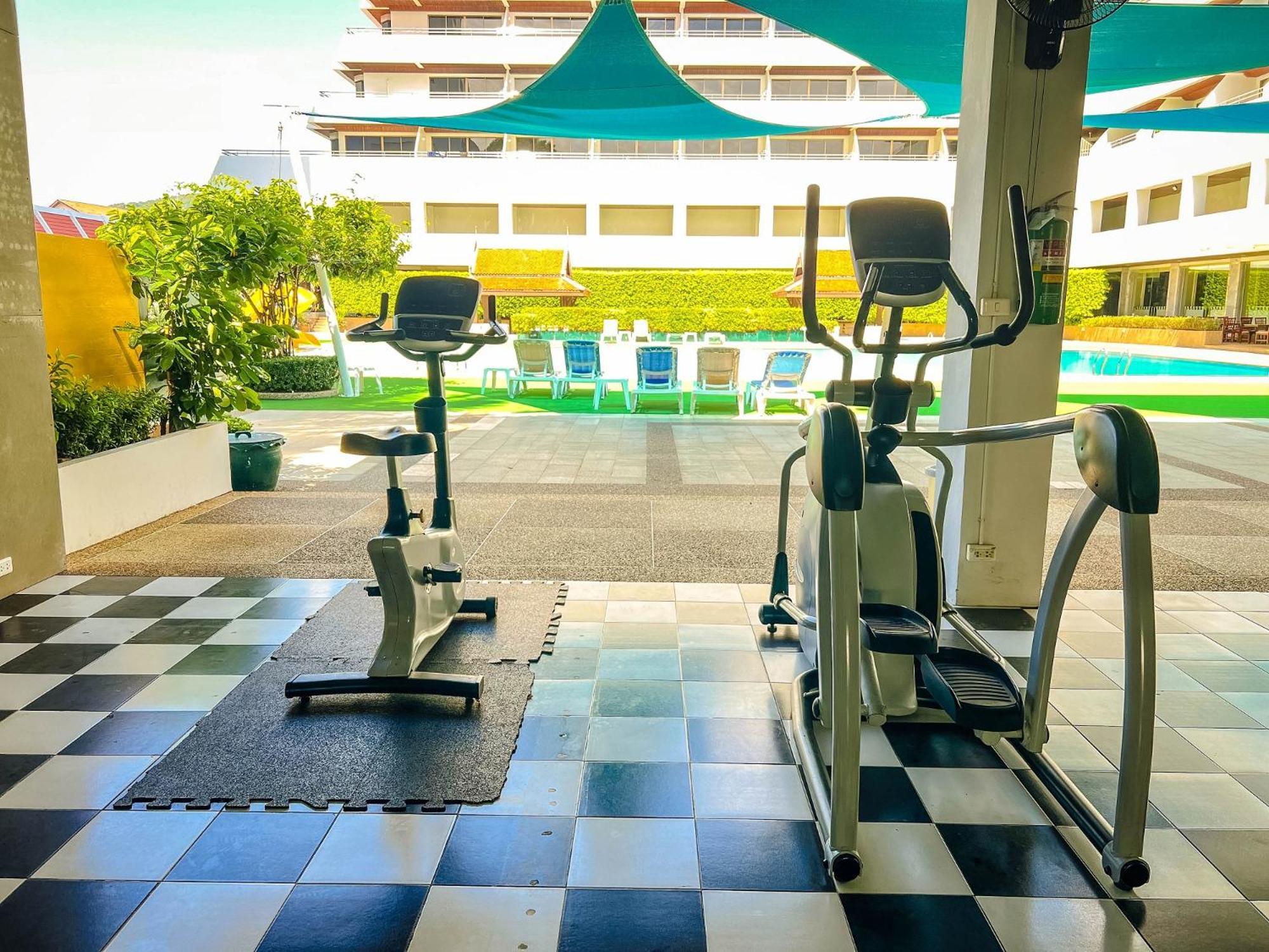 Patong Resort Hotel - Sha Extra Plus Buitenkant foto